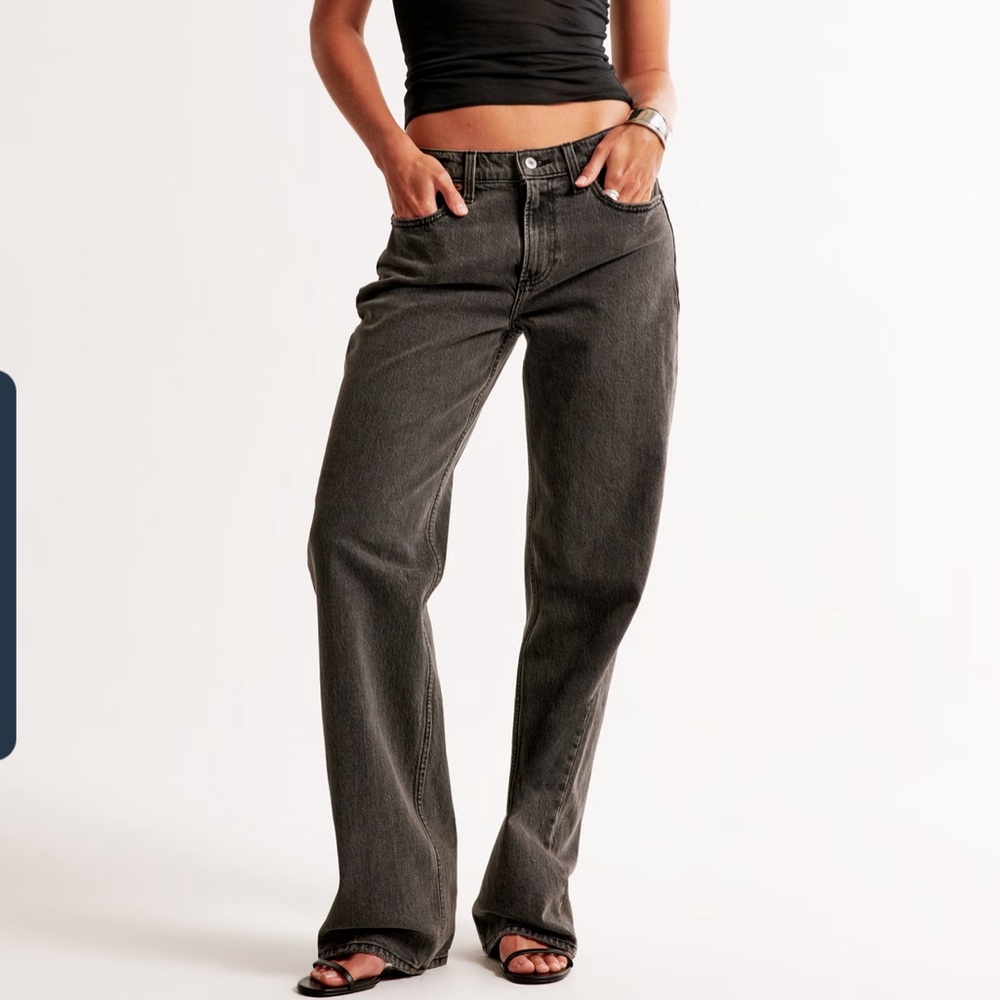 NWOT A&F Charcoal Baggy Low Rise Jeans